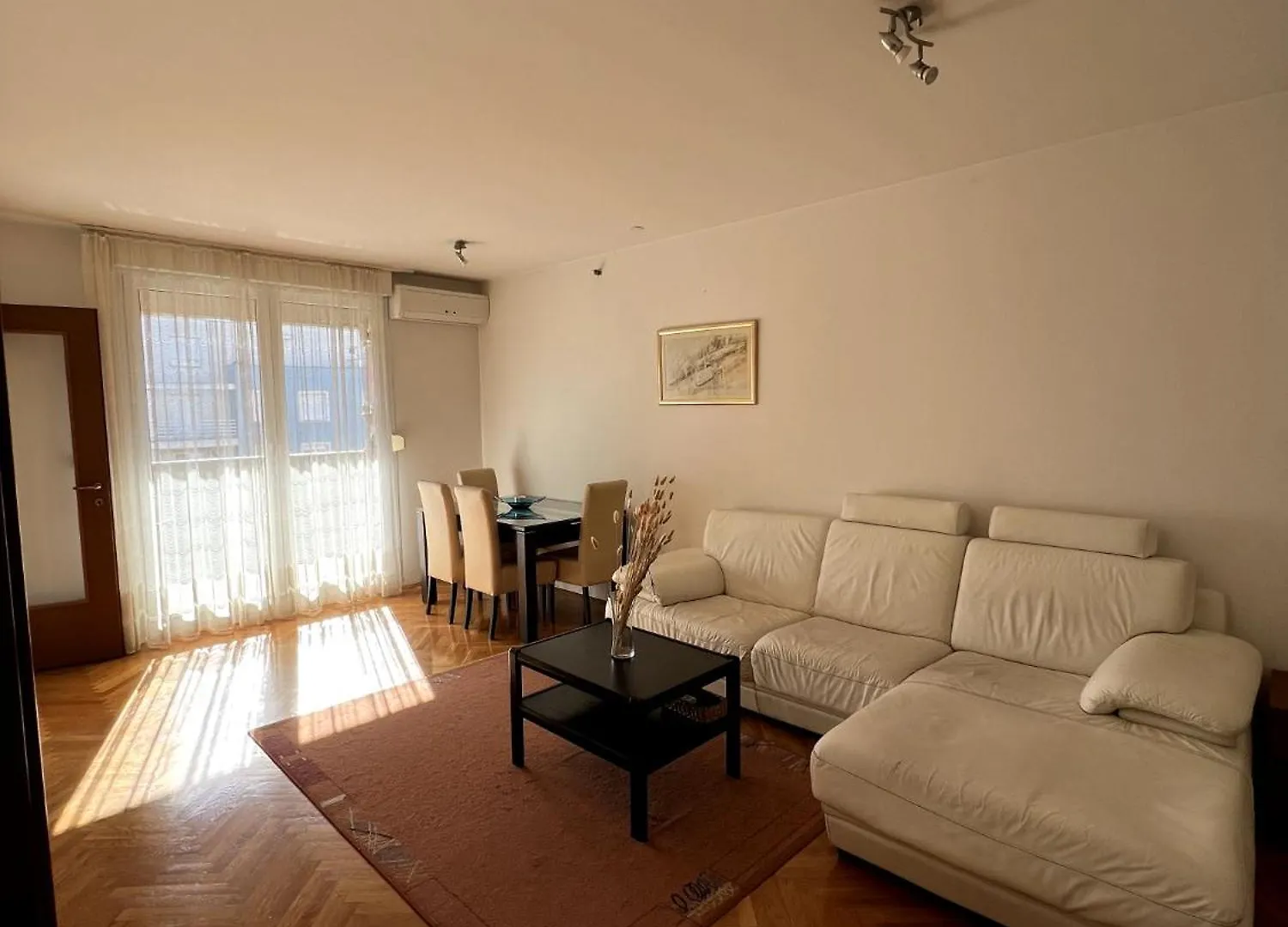 La Luna Apartment Split