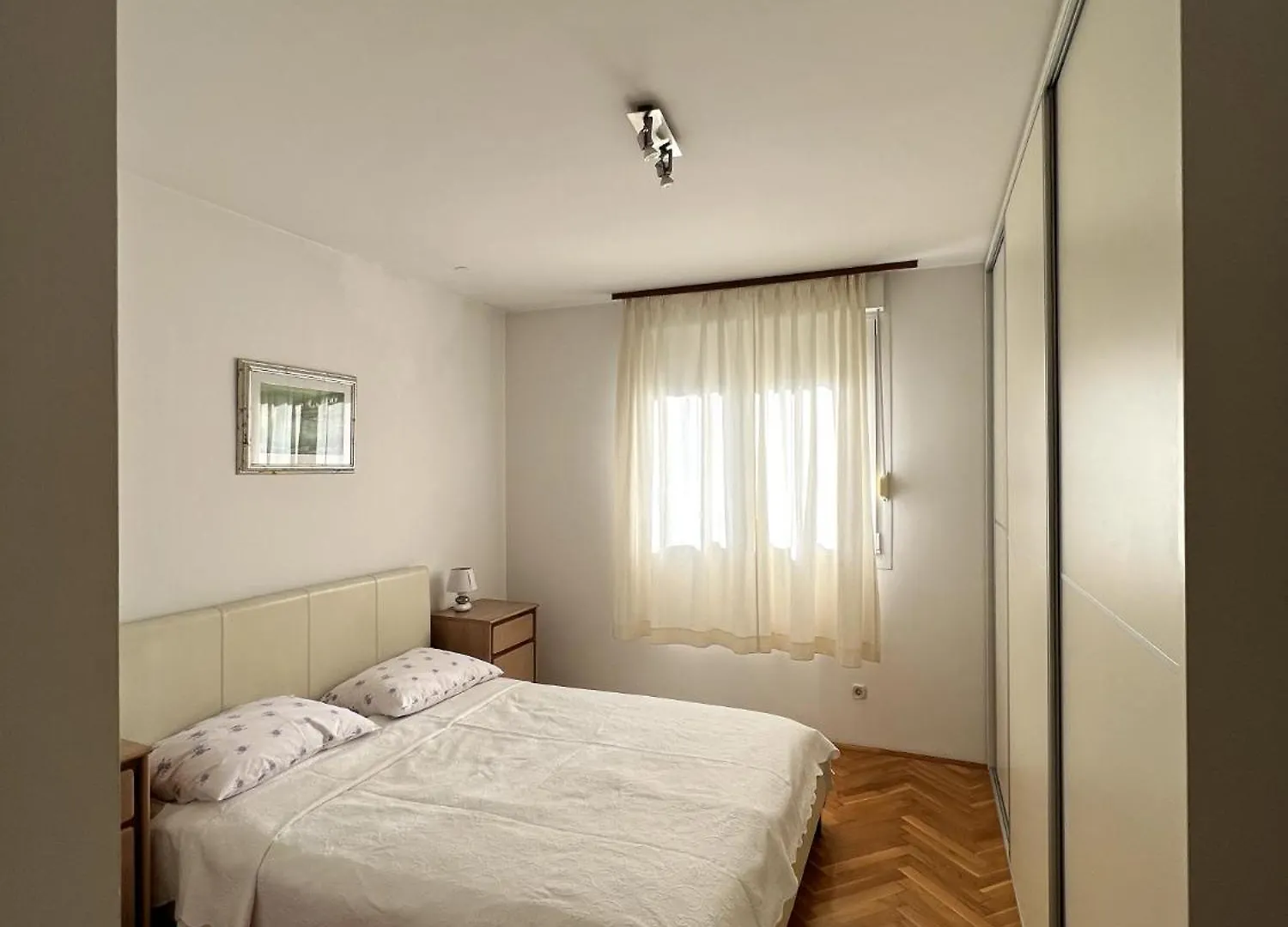 La Luna Apartment Split
